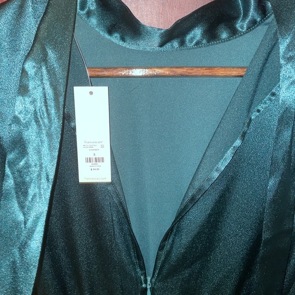 Emerald green silky jumpsuit - Picture 3 of 5